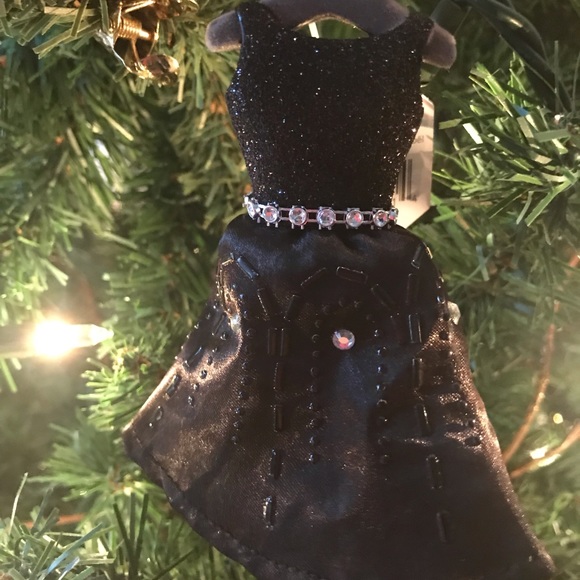 🖤🆕 New Hallmark  Black Dress Ornament - Picture 7 of 8